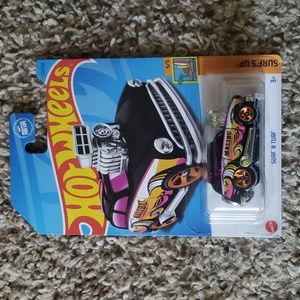 2021 Hotwheels surf N turf